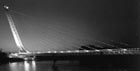 Santiago Calatrava, Ponte Alamillo sul fiume Guadalquivir.