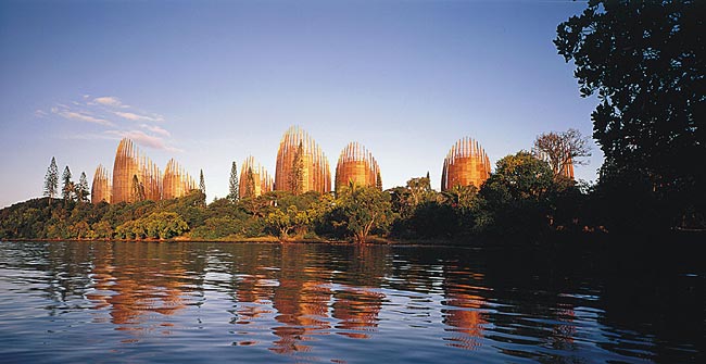 Renzo Piano, Centro Culturale J.M. Tjibaou, Nouméa, Nuova Caledonia, 1993.