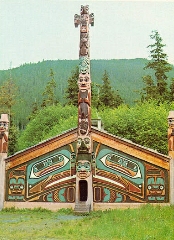 Tribal.jpg (48210 byte)