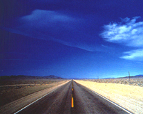 Strada.jpg (43945 bytes)